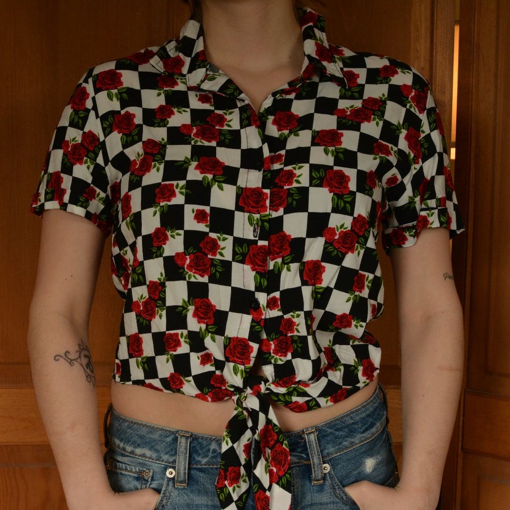 Checkered Rose Button Down Tied Tee
